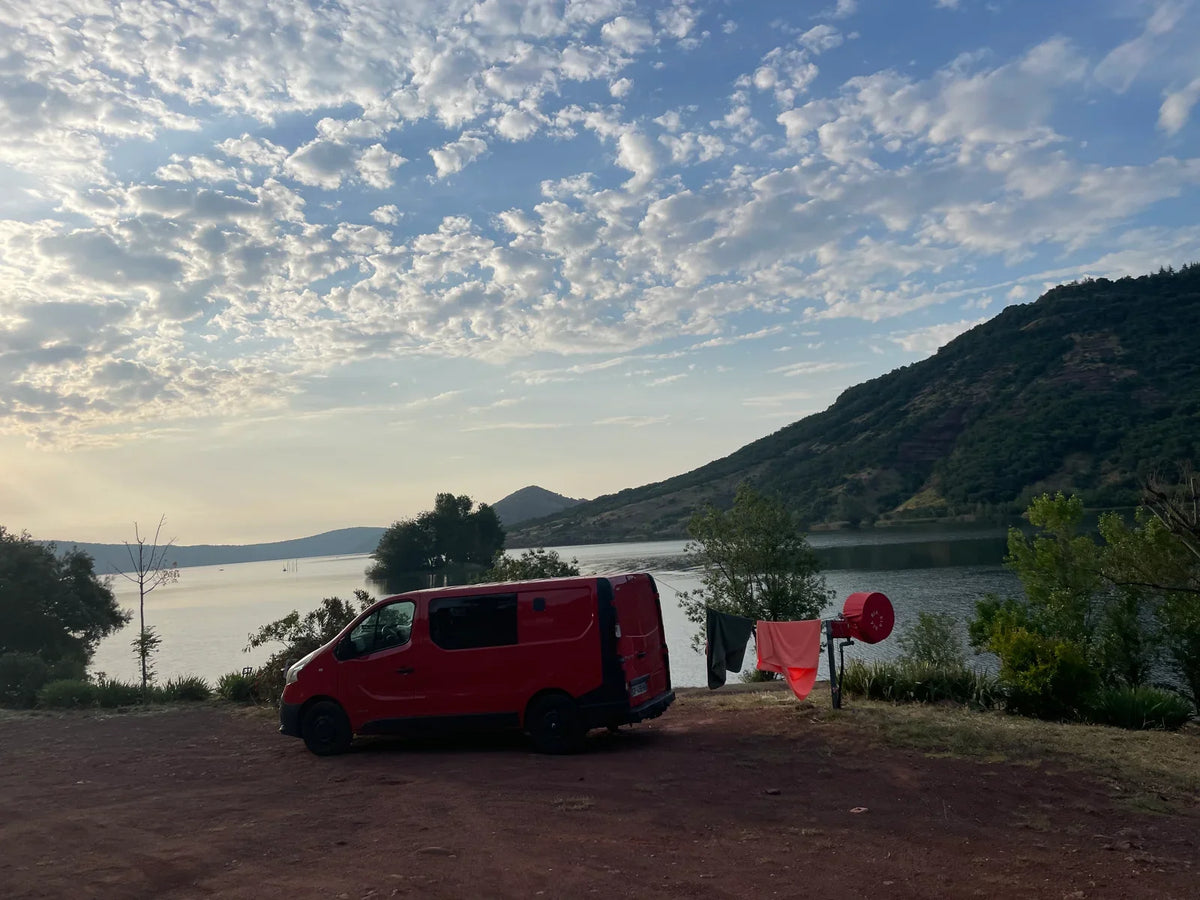 #4 De Marseille au Lac du Salagou - @vanupie_f2m