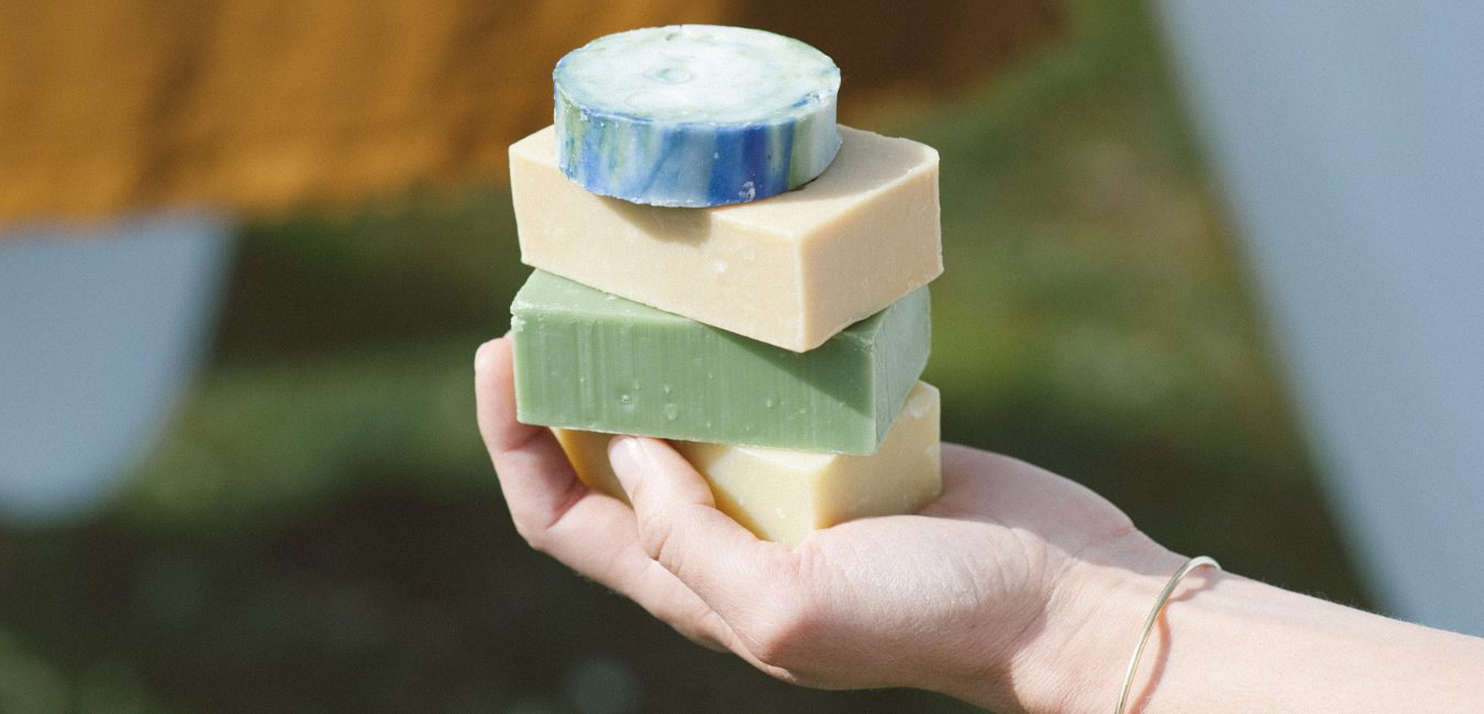 Labels et certifications bio en cosmétique : comment s’y retrouver ?